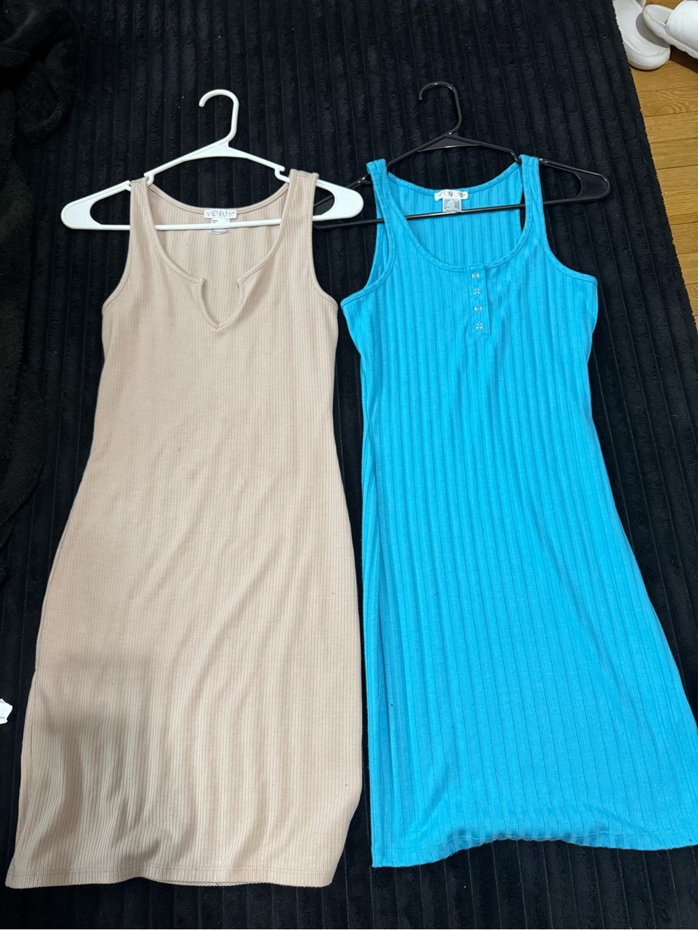 VENUS Ribbed Tank Top in Beige
